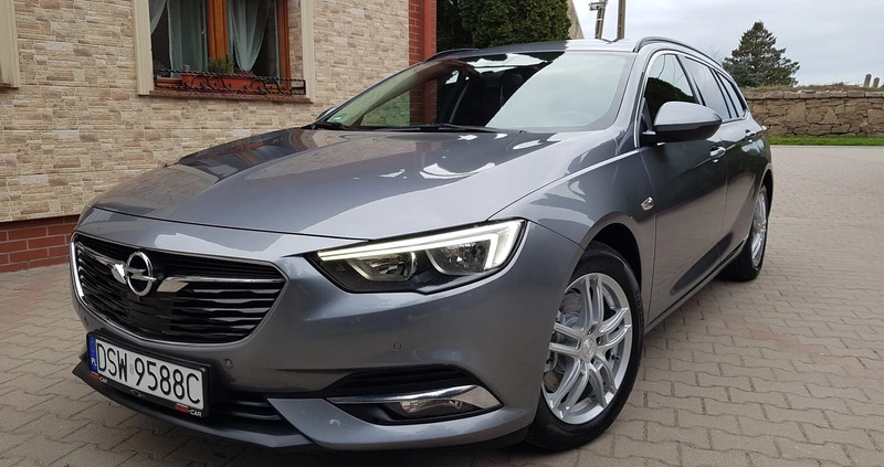 Opel Insignia cena 63900 przebieg: 149000, rok produkcji 2018 z Strzegom małe 742